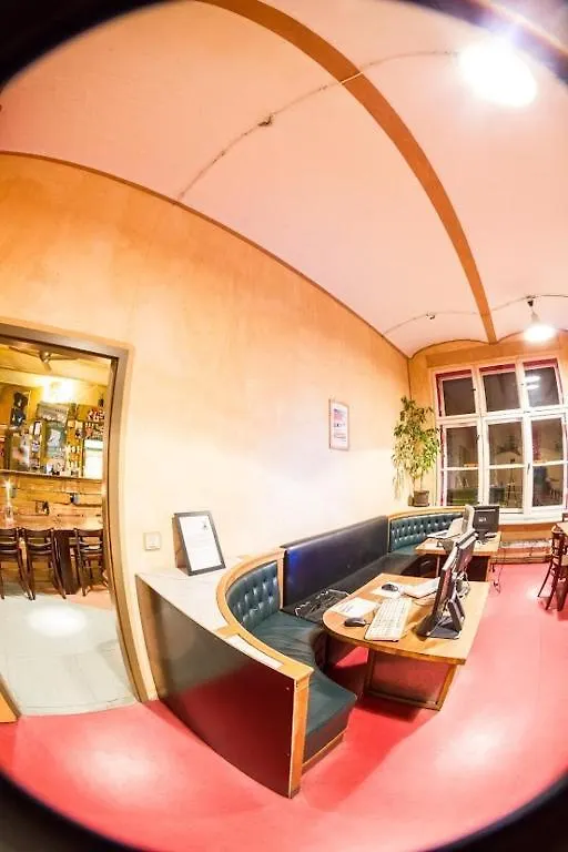 ホテル Odyssee Hostel ベルリン ドイツ